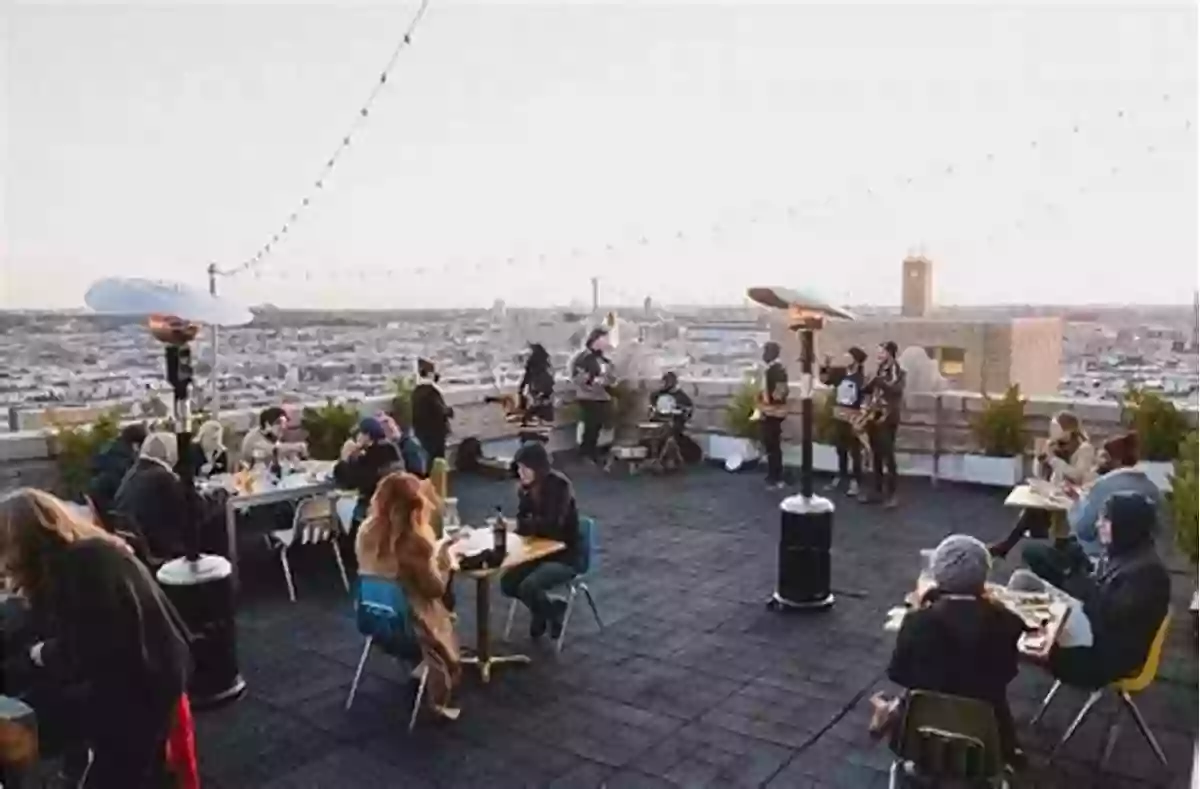 Common Ground Hollywood Kiwis Rooftop Bar Offering Stunning Views Of The Hollywood Skyline Common Ground (Hollywood Kiwis 1)