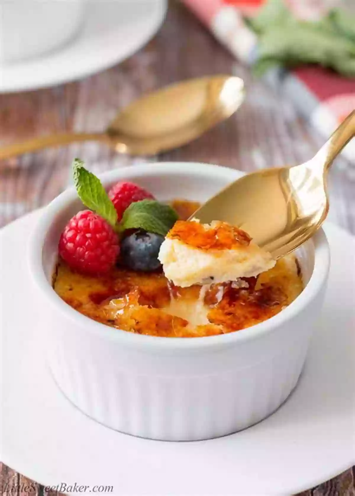 Crème Brûlée Recipe French Cookbook: 70 Easy Recipes For Preparing Traditional Food From France