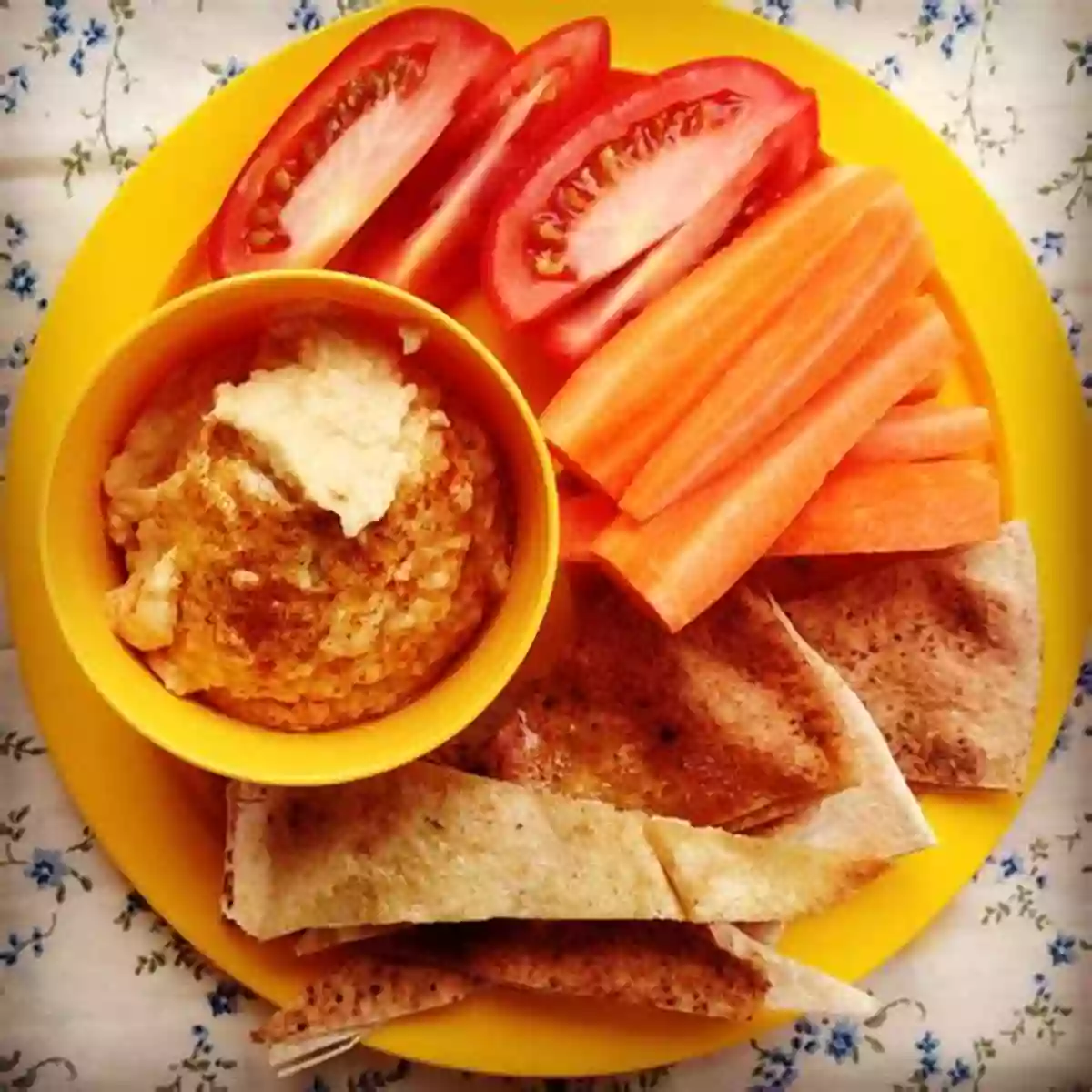 Creamy Hummus With Toasted Pita Chips COOKING YUMMY RECIPES FOR RAMADAN: 9 Simple RAMADAN Recipes To Entertain Your Friends And Family This Season And Beyond