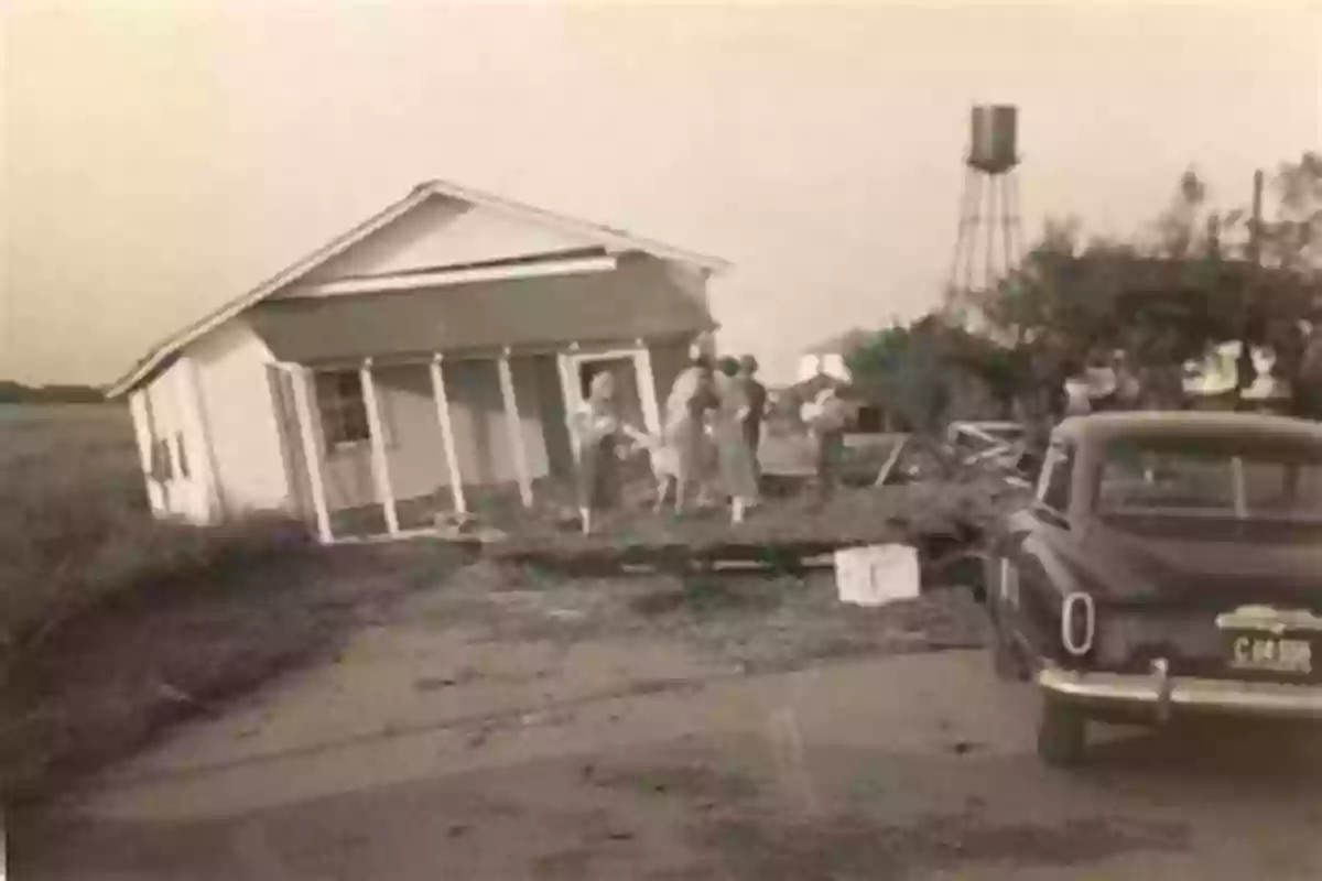 Emergency Preparedness After Hurricane Hazel In The Carolinas Hurricane Hazel In The Carolinas (Images Of America)