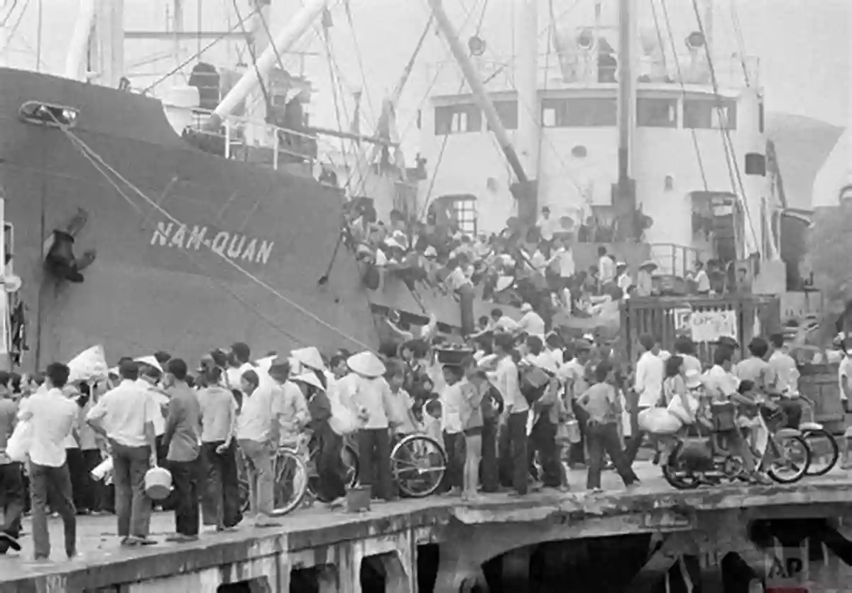 Fall Of Saigon A Haunting Image Of People Fleeing During The Evacuation Vietnam War: The Vietnam War In 50 Events: From The First Indochina War To The Fall Of Saigon (War Vietnam War War History) (History In 50 Events 6)