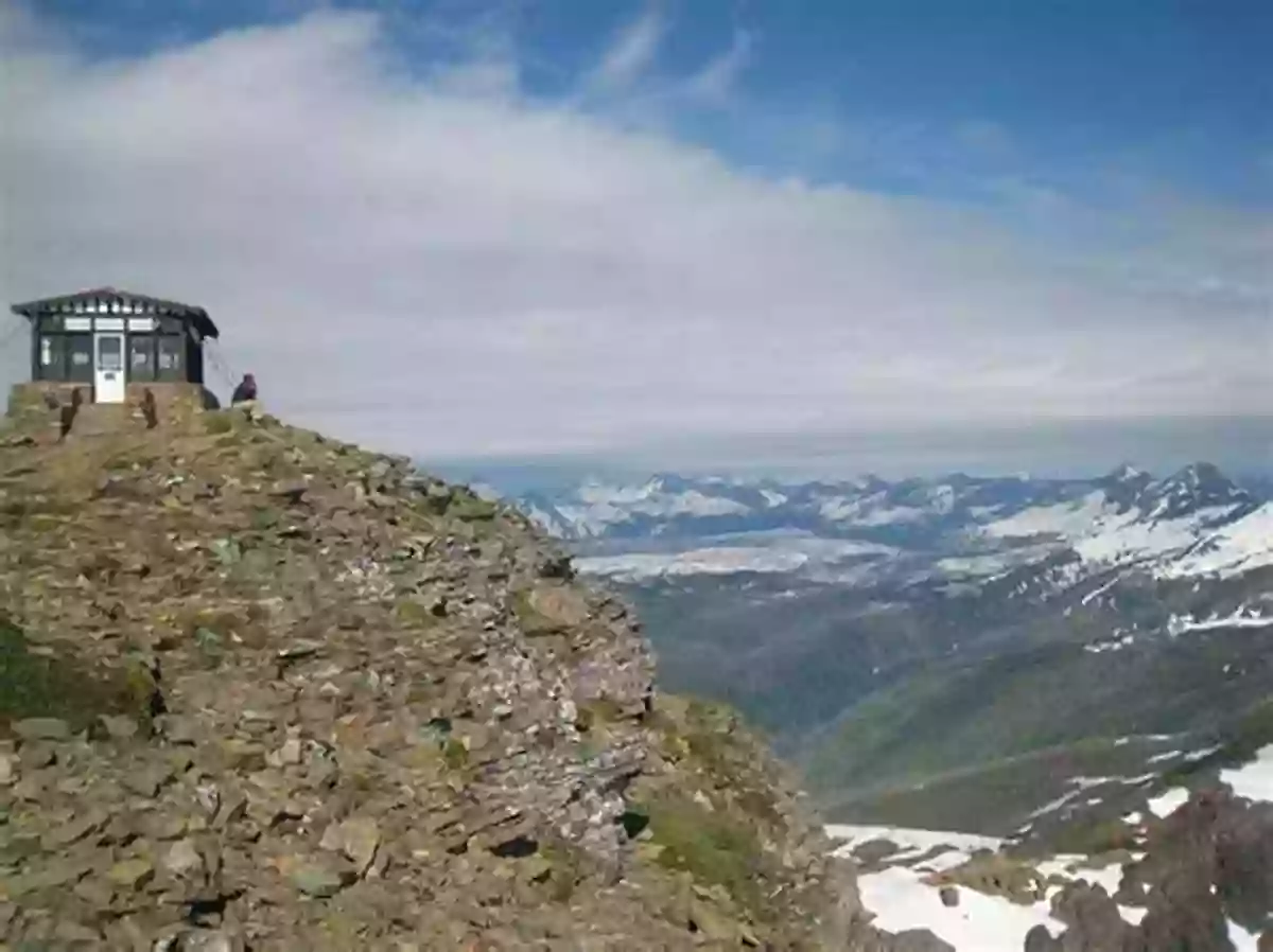 Fire Lookout In Glacier National Park Fire Lookouts Of Glacier National Park (Images Of America)