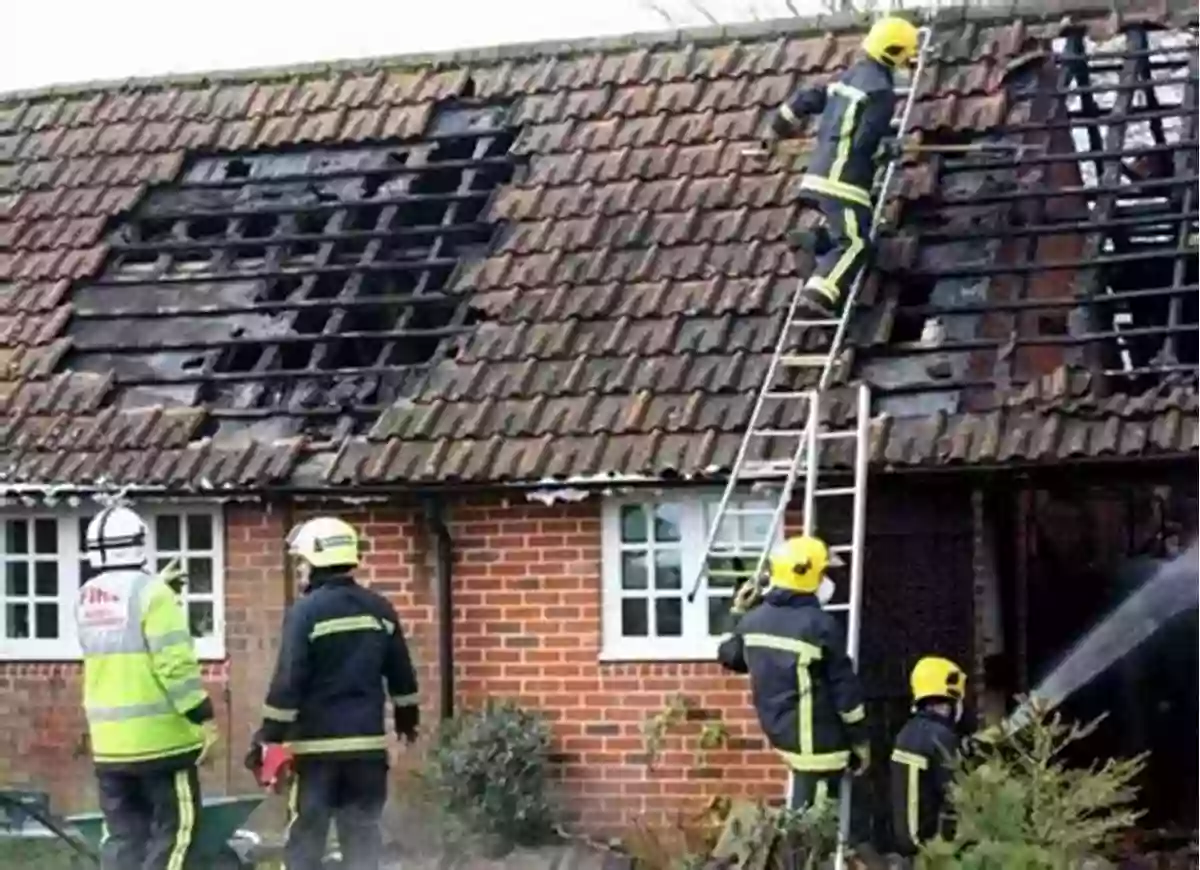 Firefighters Battling A Blaze FM 3 09 31 MCRP 3 31 1 (Formerly MCRP 3 16C) Tactics Techniques And Procedures For Fire Support For The Combined Arms Commander 2 May 2016