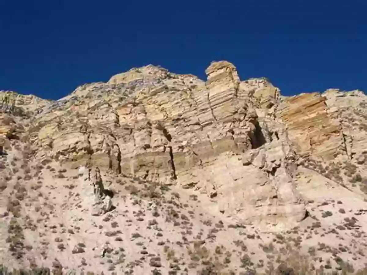 Layers Of The Green River Formation In Fossil Butte National Monument The Geological History Of Fossil Butte National Monument And Fossil Basin