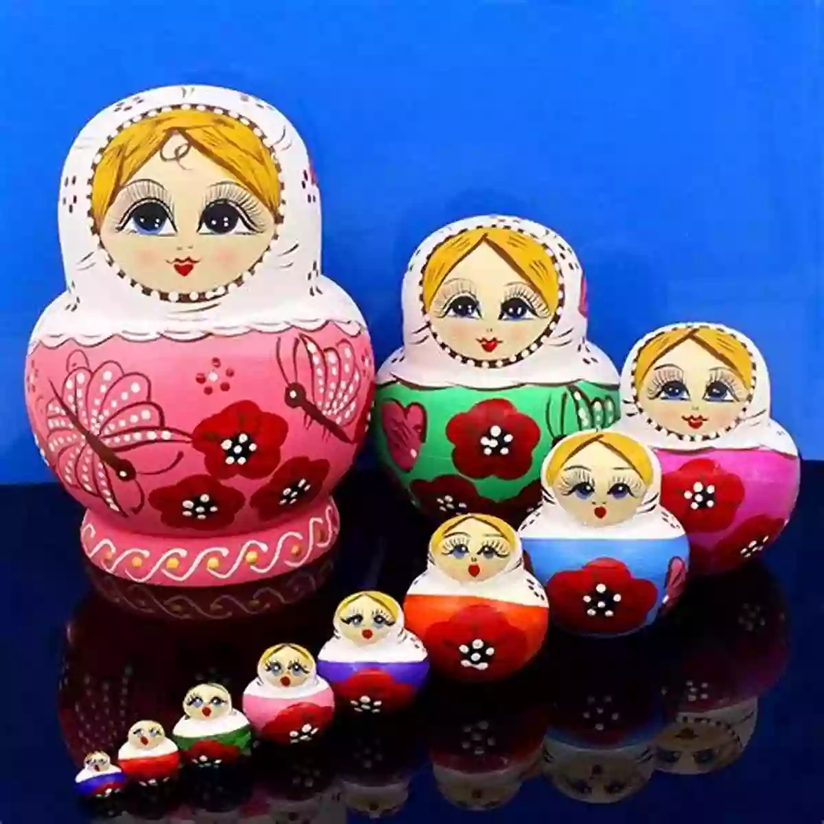 Russian Traditional Matryoshka Dolls My First Russian Health And Well Being Picture With English Translations: Bilingual Early Learning Easy Teaching Russian For Kids (Teach Learn Basic Russian Words For Children 23)