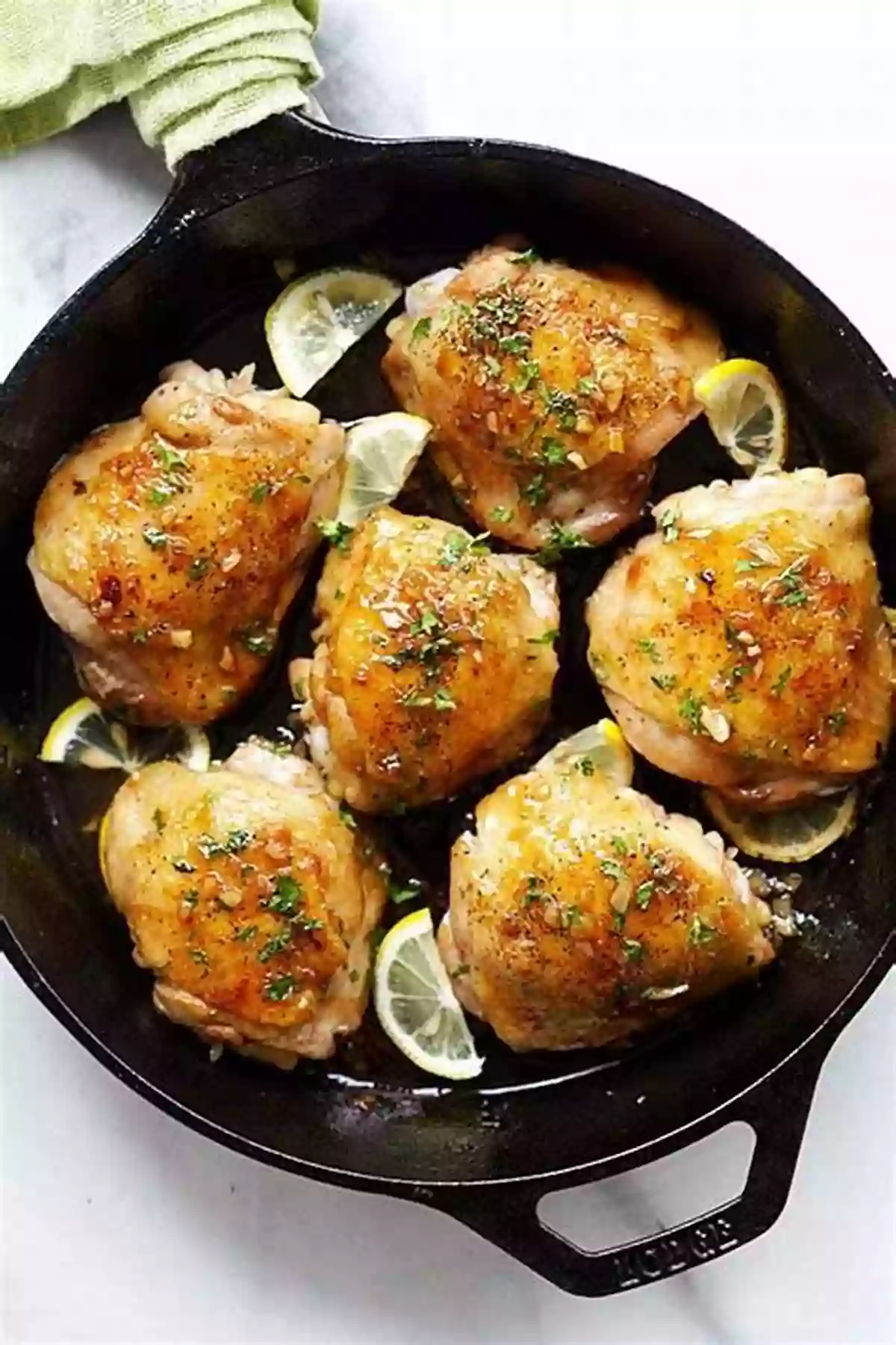 Sweet And Sticky Honey Garlic Chicken Recipes For Slow Cookers: The Overview Of French Classics Adapted To Slow Cookers