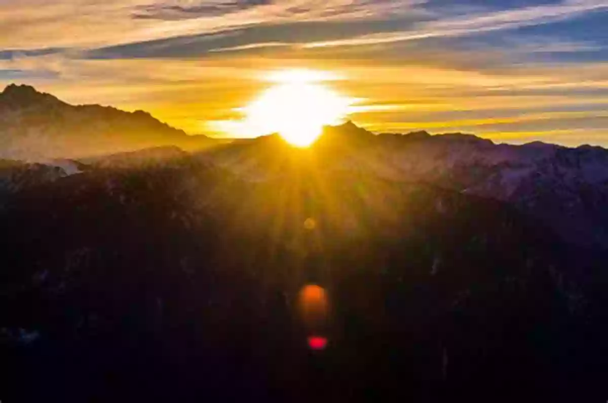 Silhouette Of A Mountain Peak At Sunrise Rising Sun And Tumbling Bear: Russia S War With Japan (W N Military)